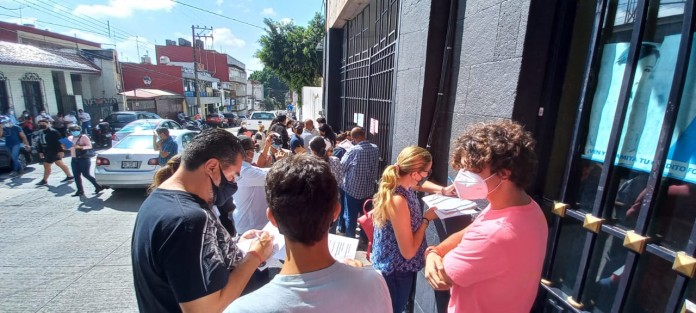 Un total de 475 niños y adolescentes de 12 a 17 años de edad fueron vacunados contra el coronavirus en el centro de salud Dr. Gastón Melo, de la ciudad  de Xalapa.