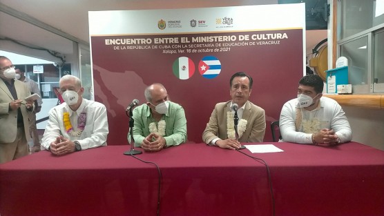 El gobernador Cuitláhuac García sostuvo que México jugó un papel fundamental en la Revolución Cubana, pues desde Tuxpan zarpó el buque Granma, con Fidel Castro y el Che Guevara, quienes iniciaron la transformación de ese país caribeño.