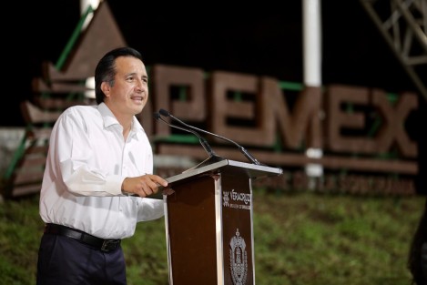 Previo al recorrido por las instalaciones agradeció la inversión de 77 millones de pesos por parte de Petróleos Mexicanos (PEMEX), a través del Programa de Apoyo a la Comunidad y Medio Ambiente (PACMA); el lugar será destinado a la convivencia familiar, promoción de la cultura, deporte y rescate del ambiente.