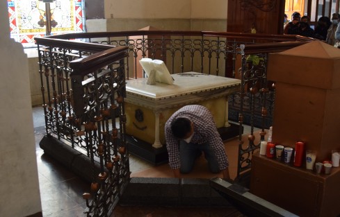 Este domingo se conmemora la festividad de San Rafael Guízar y Valencia, por lo que desde hace una semana las visitas a la tumba del Santo Obispo se han incrementado.