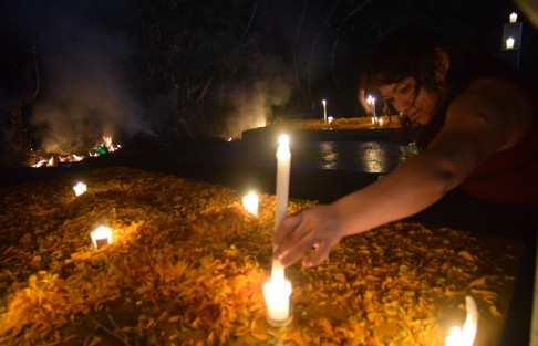 Así celebra el día de muertos en Zaragoza, Veracruz, con música, ofrendas, rezos y estas canciones para bailar mientras se visita  todos los altares.