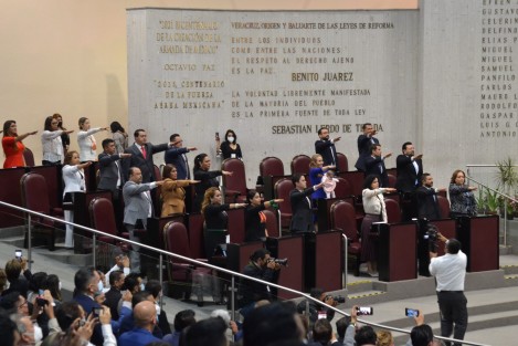 Este viernes 5 de noviembre quedó legalmente constituida e instalada la LXVI Legislatura del Estado de Veracruz de Ignacio de la Llave, en la que sus 50 integrantes rindieron la protesta de ley  para el periodo comprendido entre el 5 de noviembre de 2021 y el 2 de noviembre de 2024.