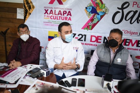 anuncian la tercera edición del Festival Gastronómico <em>La Puerta de los Sabores, Origen y Tradición</em>, que tendrá lugar en Xalapa, del 17 al 21 de noviembre, en donde con varias actividades, habrá presencia de chefs de talla nacional y local.