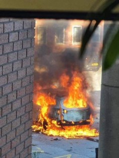 Un vehículo explotó dejando como saldo un fallecido y un herido frente al Hospital de Mujeres en Liverpool, Reino Unido; se desconoce aún si se trató de acto terrorista.