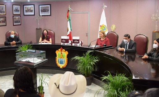 Aspectos de  la entrega del 3er Informe de Gobierno en el Congreso del Estado. 