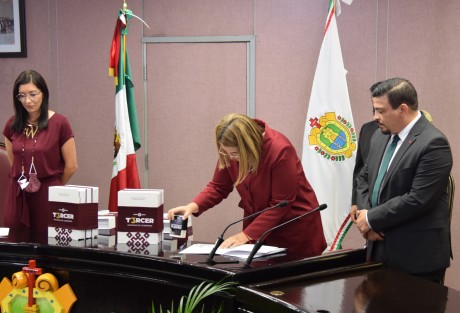 Aspectos de  la entrega del 3er Informe de Gobierno en el Congreso del Estado. 