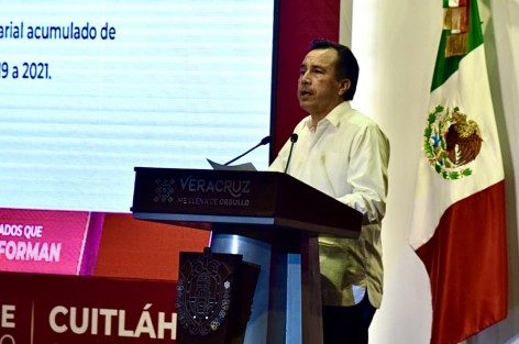 Este martes, desde el Teatro Nezahualcóyotl en la cuenqueña ciudad de Tlacotalpan, el Gobernador Cuitláhuac García Jiménez dirige su mensaje a los veracruzanos, con motivo de su 3er. Informe de Gobierno. 