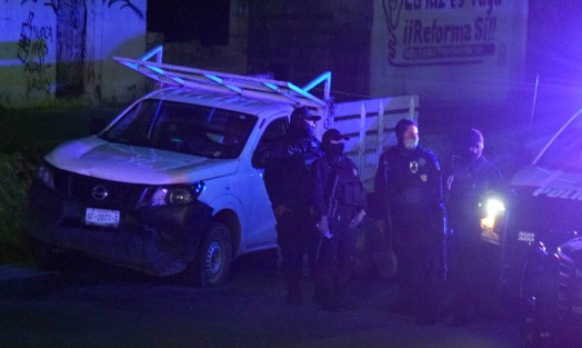 El saldo no oficial de los hechos fue una persona abatida y un oficial herido. 