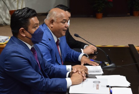 El titular de la Secretaría de Gobierno (Segob) del estado, Eric Patrocinio Cisneros Burgos, durante su comparecencia ante el Congreso local.