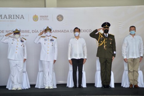 Al conmemorar el Día de la Armada de México, el gobernador Cuitláhuac García Jiménez expresó su agradecimiento y orgullo hacia la institución, que ha desempeñado un papel determinante en las tareas de seguridad encomendadas por el presidente Andrés Manuel López Obrador.

