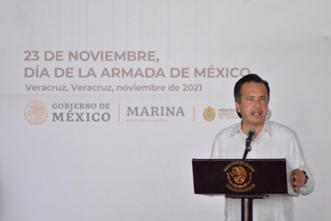 Desde la Base Aeronaval de esta ciudad, dijo que Veracruz es uno de los pilares de la institución, pues aquí se consumaron gestas heroicas en la consolidación de la Independencia y, gracias a ello, nuestro estado es nombrado en todo el país.