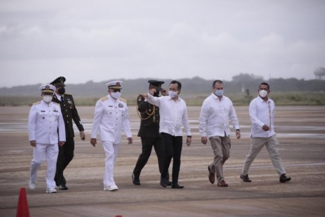 Desde la Base Aeronaval de esta ciudad, dijo que Veracruz es uno de los pilares de la institución, pues aquí se consumaron gestas heroicas en la consolidación de la Independencia y, gracias a ello, nuestro estado es nombrado en todo el país.