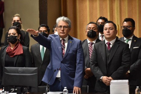 Guillermo Fernández Sánchez, titular de la SEDESOL, acudió a comparecer por la glosa del Tercer Informe de Labores del Gobernador ante diputados de la Comisión de Bienestar y Desarrollo.
