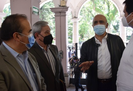 Ricardo Ahued reconoció el apoyo que el Gobernador del Estado ha dado a Xalapa, realizando obras que para el presupuesto de la capital serían casi imposibles de realizar, tales como colectores pluviales, ya que el presupuesto que se asigna para la ciudad, nunca es suficiente para todo lo que se requiere. 