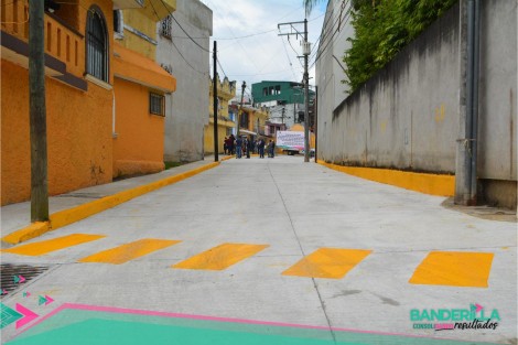 En la Colonia Unidad Río Sedeño de Banderilla,Ver. fue inaugurada  la pavimentación con concreto hidráulico de la calle Privada de Bulevard Xalapa-Banderilla.