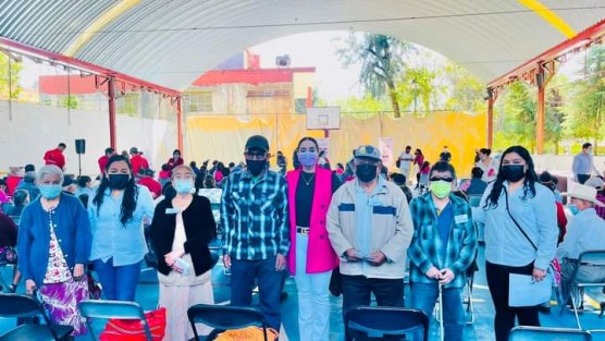 Última entrega 2018 - 2021 de aparatos auditivos a adultos mayores gestión de DIF Teocelo, un agradecimiento al DIF Estatal Veracruz Oficial a través de la Directora Rebeca Quintanar Barceló por tan noble acción a favor de mejorar la audición y la comunicación con los demás. Mediante un proceso de estudios de audiología, toma de moldes y se concluye con la entrega gratuitamente. 👂