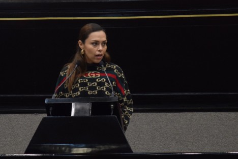 La diputada Ruth Callejas Roldán presentó al Pleno de la LXVI Legislatura una iniciativa que prevé reformar diversas disposiciones de la Ley Estatal de Protección Ambiental con el propósito de otorgar facultades a las autoridades estatales del ramo, a fin de que promuevan y realicen constantemente el saneamiento de aguas e instalen plantas de tratamiento para dotar a la población del vital líquido en condiciones salubres.