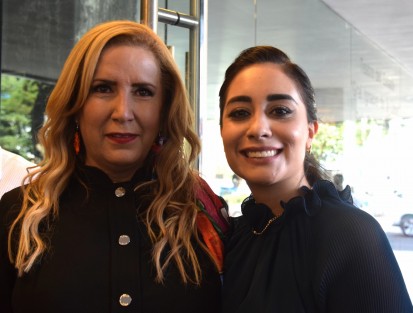 Destacó la presencia de la directora municipal del DIF Teocelo, Mara Chama Villa, así como el alcalde Mario A. Chama Díaz, quienes mostraron su agradecimiento a la presidenta del DIF, Rebeca Quintanar, por el apoyo recibido.