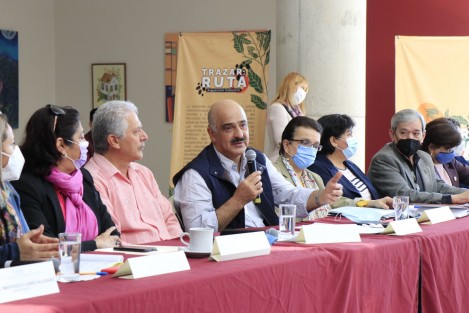 Venimos en un proceso de construcción, de consolidación, de mejorar y aportar en el momento que nos marca la historia, indicó el alcalde electo de Xalapa, Ricardo Ahued Bardahuil, durante el acto formal de la entrega-recepción de la administración pública municipal. 