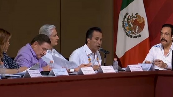  El gobernador Cuitláhuac García Jiménez llamó a sus homólogos del país a involucrarse en la prevención del delito mediante una estrategia conjunta basada en tres puntos ineludibles: atender la desigualdad social causada por los gobiernos neoliberales, acabar con la corrupción y abatir la impunidad en las instancias estatales.