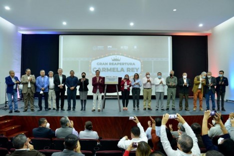 Cumpliendo su palabra de rescatar el patrimonio del Instituto de Pensiones del Estado (IPE), el gobernador Cuitláhuac García Jiménez inauguró la remodelación de la icónica sala de cine Carmela Rey, propiedad de la dependencia, que desde 2006 no había recibido mantenimiento. 