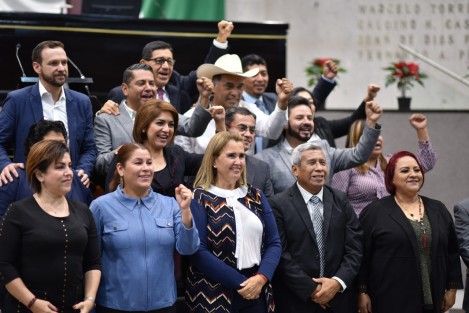 El Pleno de la Sexagésima Sexta Legislatura del Estado aprobó el Dictamen con Proyecto de Ley de Ingresos del Gobierno del Estado de Veracruz de Ignacio de la Llave para el Ejercicio Fiscal 2022, cuyo monto asciende a la cantidad 135 mil 763 millones 199 mil 169 pesos.