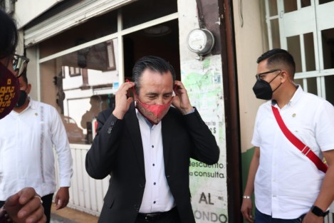 García Jiménez dijo que es respetuoso del proceso, que no es competencia del Ejecutivo, sino de la defensa, la Fiscalía y el Poder Judicial, pero sí es de su interés que se aclare el caso del candidato asesinado. 