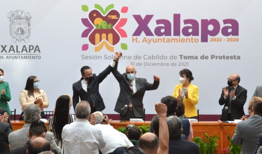 Ricardo Ahued agradeció al Gobernador Cuitláhuac García. el trabajo que a favor de Xalapa ha realizado durante los tres años que lleva su administración, mismo que continuará, como será a partir de este 3 de enero obras de pavimentación. 