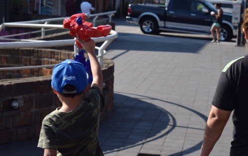 Quizá porque los regalos de los Reyes Magos ahora son mayormente electrónicos, o por la cuarta ola de contagios de Covid-19, pero esta vez fueron muy pocos los niños que salieron a presumir sus juguetes a los parques de Xalapa. 
