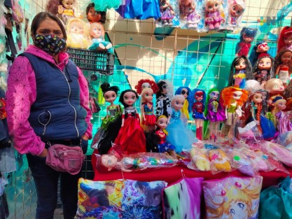 Los comerciantes tlapacoyenses tuvieron un ligero repunte en sus ventas, así lo manifestaron quienes ofertaron productos para los festejos decembrinos, de año nuevo y de reyes, reconociendo que la población sí dejó una derrama económica en la zona centro de la ciudad gracias a estas fechas.

