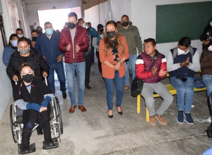 El pasado sábado, en las instalaciones del salón del adulto mayor del DIF Municipal de Villa Aldama, se llevó a cabo la primera jornada de salud médica gratuita, donde habitantes de la cabecera municipal recibieron la atención.  