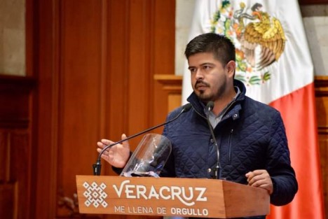  La Coordinación General de Comunicación Social (CGCS) prepara un convenio con el canal Sistema de Radio y Televisión Digital de la Ciudad de México, Capital 21, para intercambiar contenidos con el canal estatal Radio Televisión de Veracruz (RTV), anunció el titular de la dependencia, Iván Joseph Luna Landa.