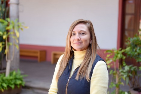La encargada del área de Cultura del Ayuntamiento, Karla Montano Rocher, detalló que se trata de una muestra de 54 obras producto del trabajo de 12 artistas, mismas que durante 20 días permanecerán en las salas 1 y 2 del CRX. Además, tras el acto de inauguración se tendrá un espectáculo de fandango a cargo del Grupo Higueras y del Taller de Son Jarocho de Culturaama.