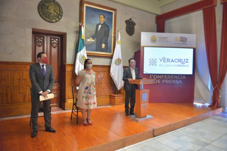 El gobernador Cuitláhuac García Jiménez y la titular de la Secretaría de Turismo, Xóchitl Arbesú Lago, informaron sobre la realización del la 23 edición de Cumbre Tajín a realizarse de manera presencial del 18 al 20 de marzo de 2022.