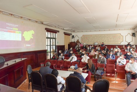 Autoridades del Ayuntamiento de Xalapa dieron a conocer las estrategias internas y externas a seguir para evitar la propagación del Coronavirus SARS-CoV-2. 