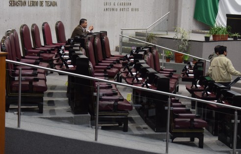 La presencia con lectura de cifras y cifras por parte de la titular de la CEDHV,, no despertó mucho interés, ni entre diputados ni otros asistentes.  