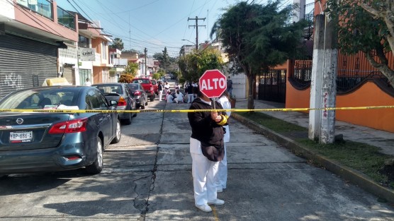 La mañana de ese lunes, 34 niños fueron evacuados de una guardería ubicada en la esquina de 20 de Noviembre y Estanzuela, de la colonia Pomona, en esta capital, debido a un fuerte olor a gas. 