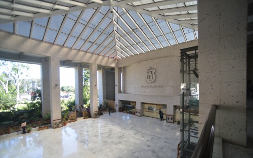 La Presidencia del Congreso del Estado de Veracruz de Ignacio de la Llave, informó la recepción de la iniciativa, enviada por el gobernador del estado, ingeniero Cuitláhuac García Jiménez, por la que se deroga el artículo 331 del Código Penal estatal en materia del delito de ultrajes a la autoridad.