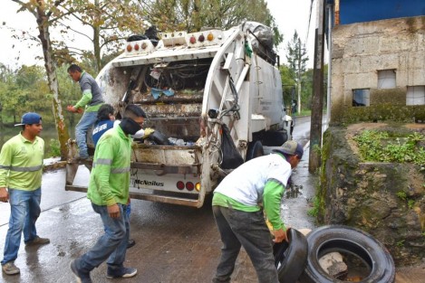 Esta estrategia se llevará a cabo cada sábado a partir de las 10:00 horas en un punto distinto de la ciudad para reforzar las medidas preventivas frente al dengue y otras enfermedades propias de la temporada de lluvias, cuando la acumulación de agua favorece la proliferación de los mosquitos transmisores.