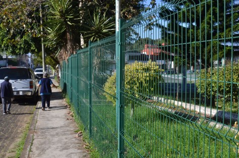 Dos señoras que todo los días caminaban en este sitio se preguntan cuándo será reabierto, ya que hay muchos jóvenes, niños y adultos mayores que ocupan el sitio. Piden a las actuales autoridades hagan algo al respecto.