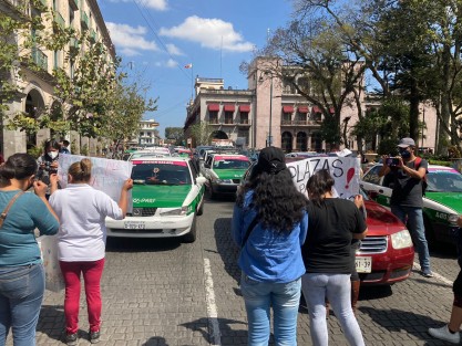 La calle Enríquez fue bloqueada por un grupo de 6 mujeres lideradas por Topacio Citllali Hernández Ramírez, del Movimiento Popular Francisco Villa, para exigir agua potable al ayuntamiento local, luego de que las colonias México y El Moral carecen del vital líquido.
