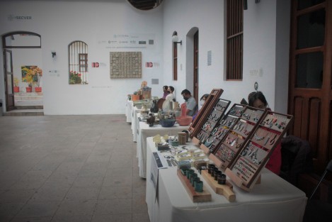 La Galería de Arte Contemporáneo de Xalapa invita al público a la expoventa de cerámica que se realiza este fin de semana en el patio central de la GACX, en horario de 10:00 a 18:00 horas. 