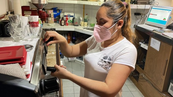 Gaby es una de las miles de mujeres veracruzanas que lamentan que a pesar de los avances en las políticas de igualdad de género, persista la falta de oportunidades laborales.