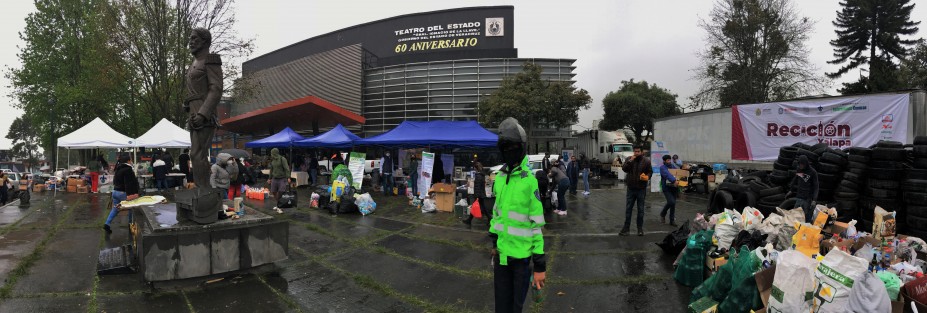 Este sábado en Xalapa se llevó a cabo, con gran participación regional,  el Primer Reciclón del año organizado por la SEDEMA, en colaboración con municipios cercanos a la capital del estado, Universidad Veracruzana, Ayuntamiento de Xalapa y toda la población.