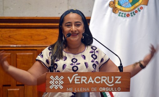 En conferencia del gobernador Cuitláhuac García Jiménez, la titular de la Secretaría de Turismo y Cultura (SECTUR), Xochitl Arbesú Lago, reiteró la invitación a Cumbre Tajín, cuya organización tiene listas más de 500 actividades culturales, artísticas y de aprendizaje en una comunidad viva y milenaria como es el Totonacapan, del 18 al 20 de marzo.
