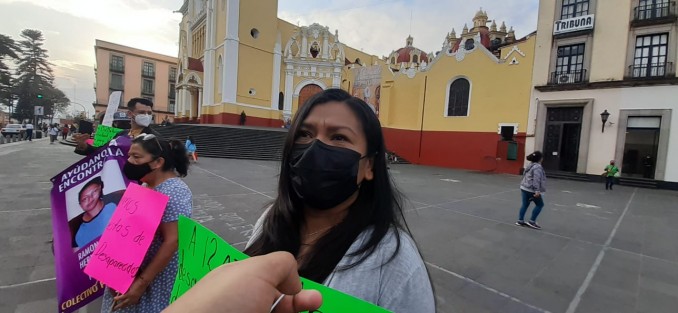 La señora Aurea Guzmán acusa negligencia por varios años por parte de la Fiscalía debido a que el cuerpo de su hermano Ricardo fue hallado hace años y tras permanecer un tiempo en los Servicios Periciales fue llevado a la fosa común, para exhumar sus restos tuvieron que pasar varios años más. Finalmente en enero de este años los restos fueron entregados a la familia.