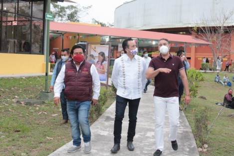 No dejó de advertir la coordinación y participación de los organizadores para la reactivación económica de la región, <em>estoy visitando, varias zonas, la gente se acerca y vemos que son de la Ciudad de México, Puebla, Michoacán y de Veracruz ni se diga</em>. 