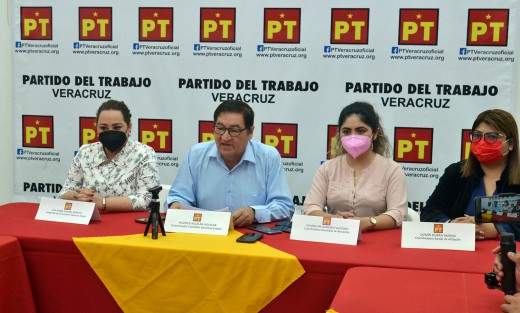 El Partido del Trabajo informa a la ciudadanía en general que en esta elección extraordinaria van juntos con Morena en los municipios de Chiconamel, Tlacotepec de Mejía y Amatitlán, y solos en Jesús Carranza, seguros de que en todas lograrán el triunfo.