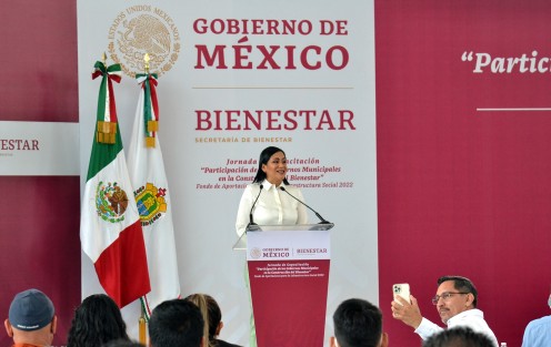 En su mensaje de bienvenida la servidora pública federal Montiel Reyes destacó la preocupación del Mandatario para que el Fondo se gestionara de manera ágil y las autoridades tuvieran la atención necesaria para que las obras y proyectos se realizaran en tiempo y forma.