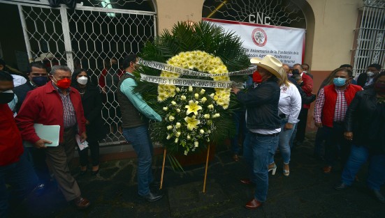 Con la presencia de los líderes nacionales y locales de CNC, se realizó una guardia de honor a Emiliano Zapata y presentaciones de libros con motivo del 99 aniversario de la Liga de Comunidades Agrarias de Veracruz, en las oficina centrales de esta organización.
